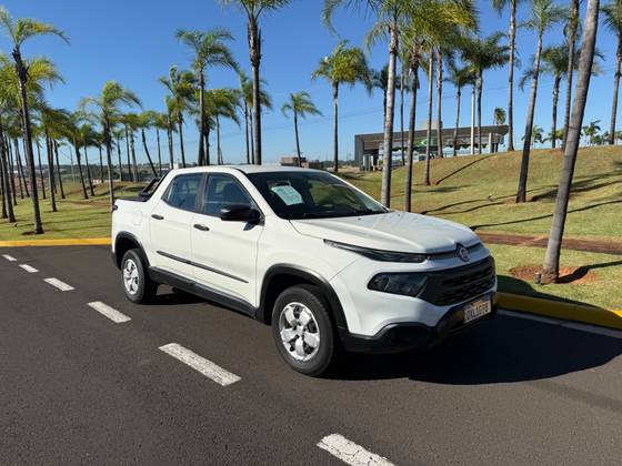 FIAT TORO 1.8 16V EVO FLEX ENDURANCE MANUAL FIAT TORO 1.8 16V EVO FLEX ENDURANCE MANUAL